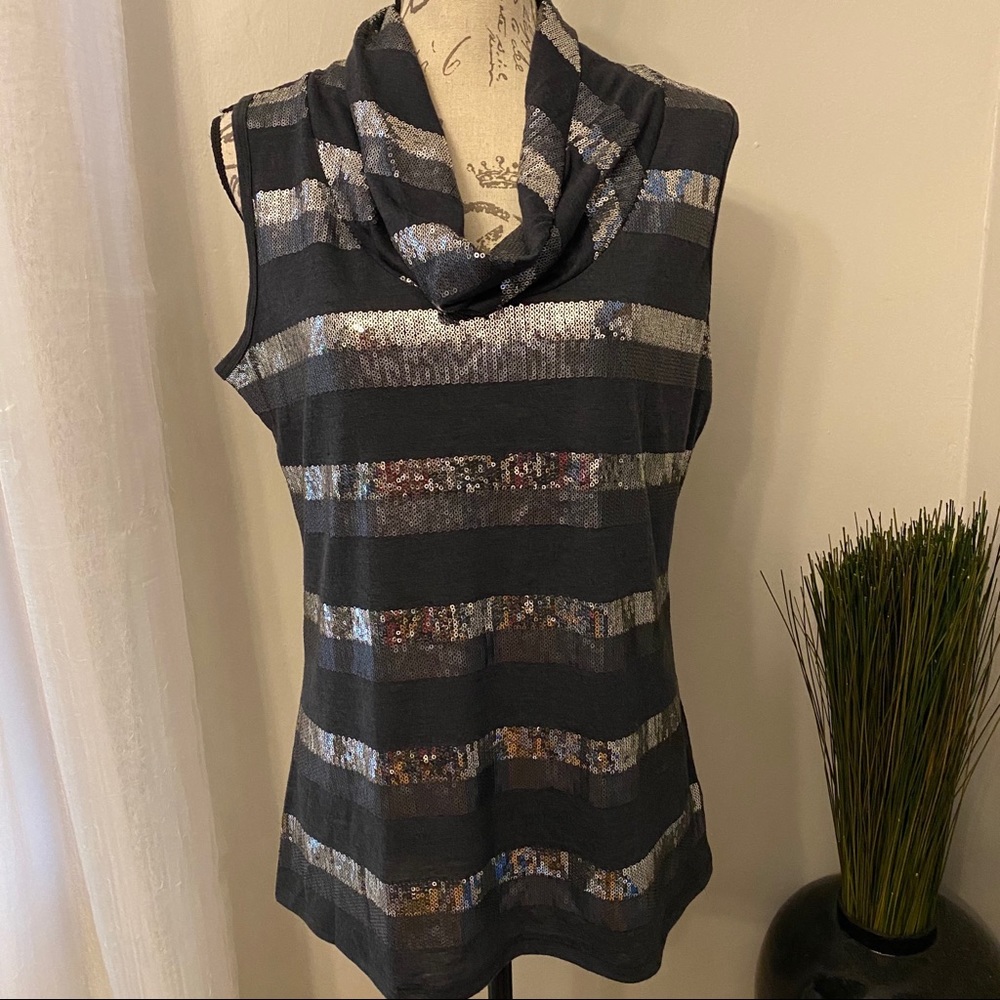 Roz & Ali Sparkly Sequin Top Size Large